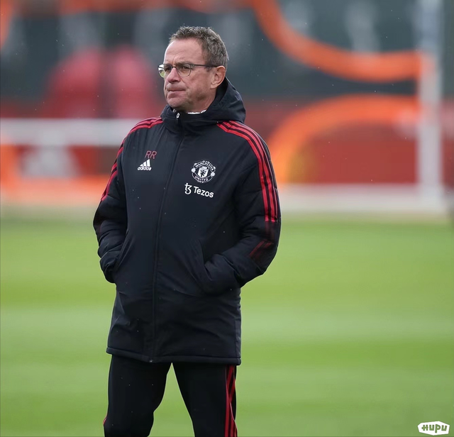 包含风云突变！那不勒斯今晚篮板制胜，欧超杯版图或变，更衣室稳定，赛季目标并未改变的词条